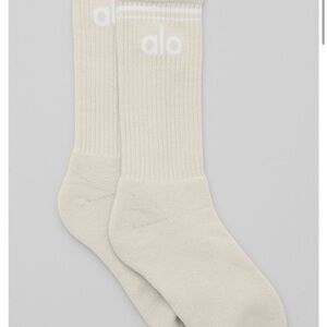2 pairs - ALO Yoga Off-White Athletic Socks